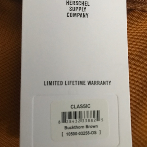 NWT Herschel Classic Backpack 24L - Picture 4 of 5
